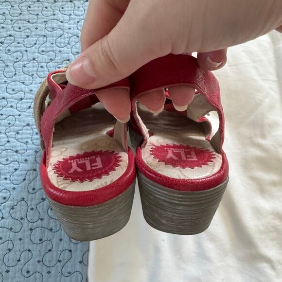 FLY LONDON Yiva Red Leather Wedge Size 37 casual open toe - Picture 6 of 6
